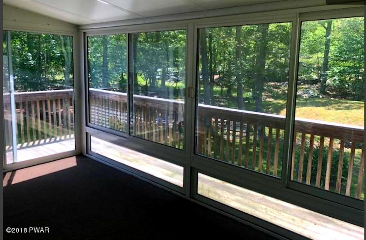 The Pocono'S Retreat With A Gameroom, Firepit, And Lake Bushkill Exterior photo